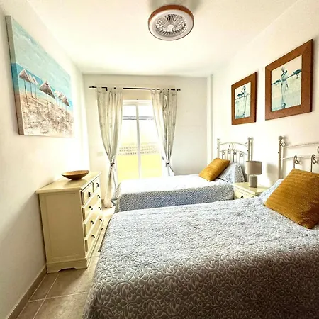 California - Ocean View Apartment