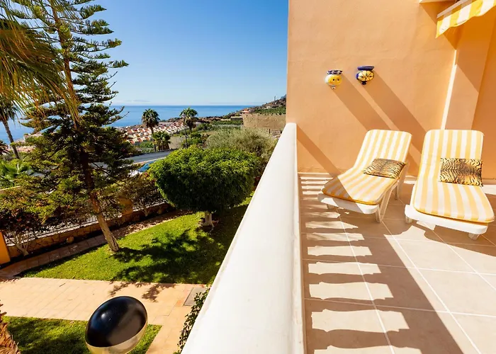 California - Ocean View * Puerto de Santiago (Tenerife)